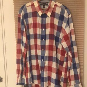 Tommy Hilfiger men’s XL log sleeve button down